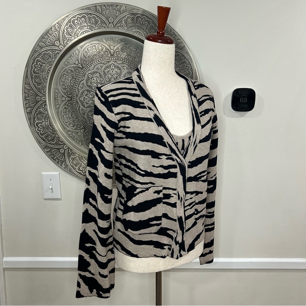NWT Paola Bernardi Tan Black Zebra Print Jacket and Tank Set  - Size S/M - Picture 4 of 14